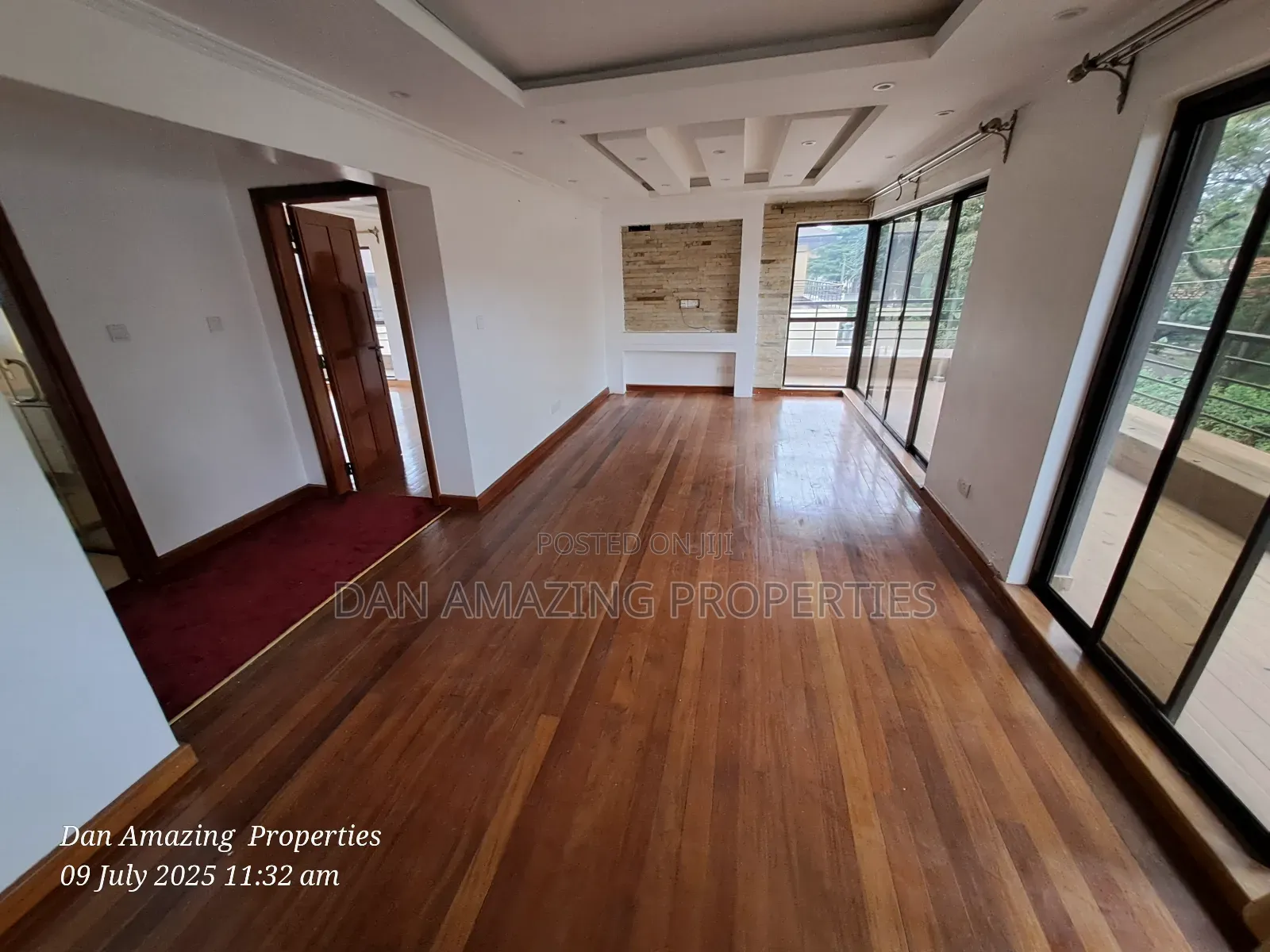 5bdrm Townhouse/Terrace in Othaya Road, Lavington for sale in Lavington