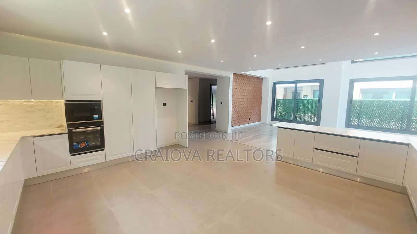 5bdrm Townhouse/Terrace in Lavington for sale in Lavington