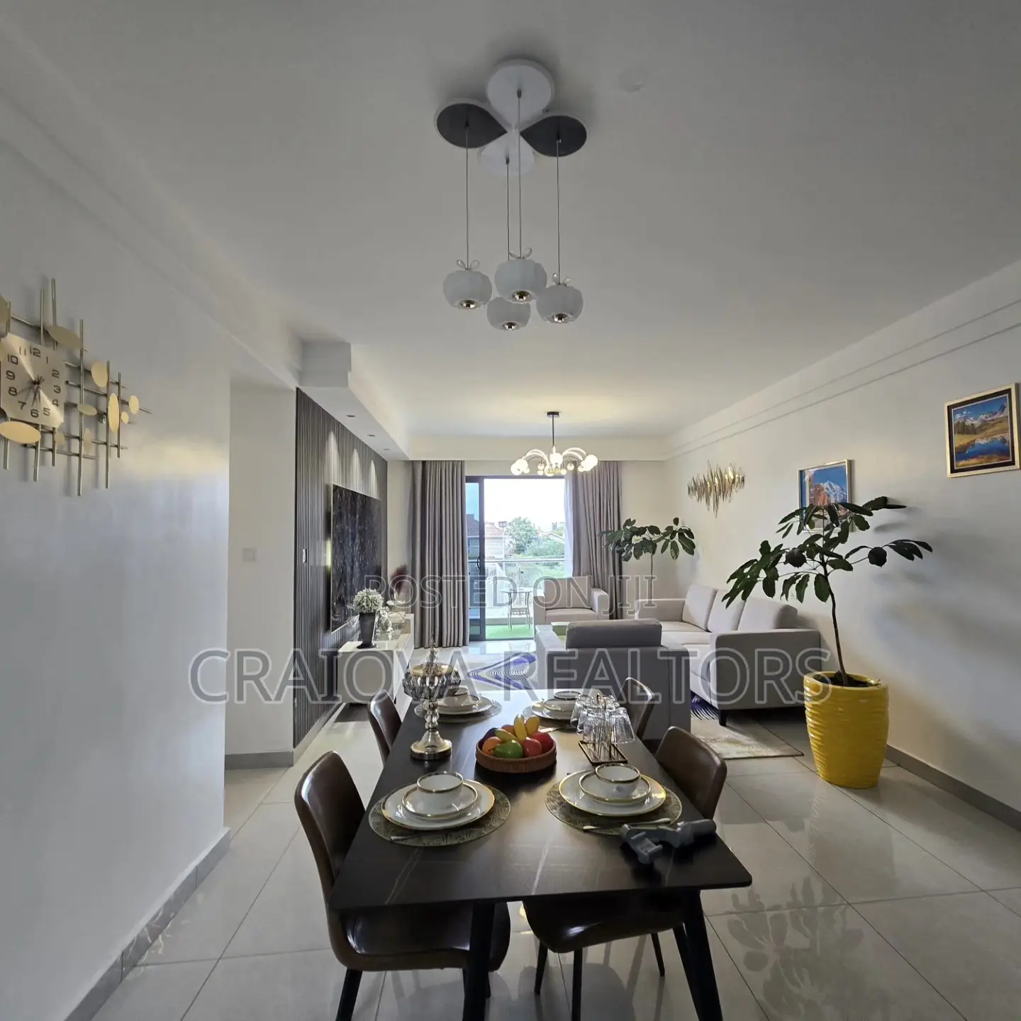 2bdrm Apartment in Gateway Mall Area for sale in Gateway Mall Area