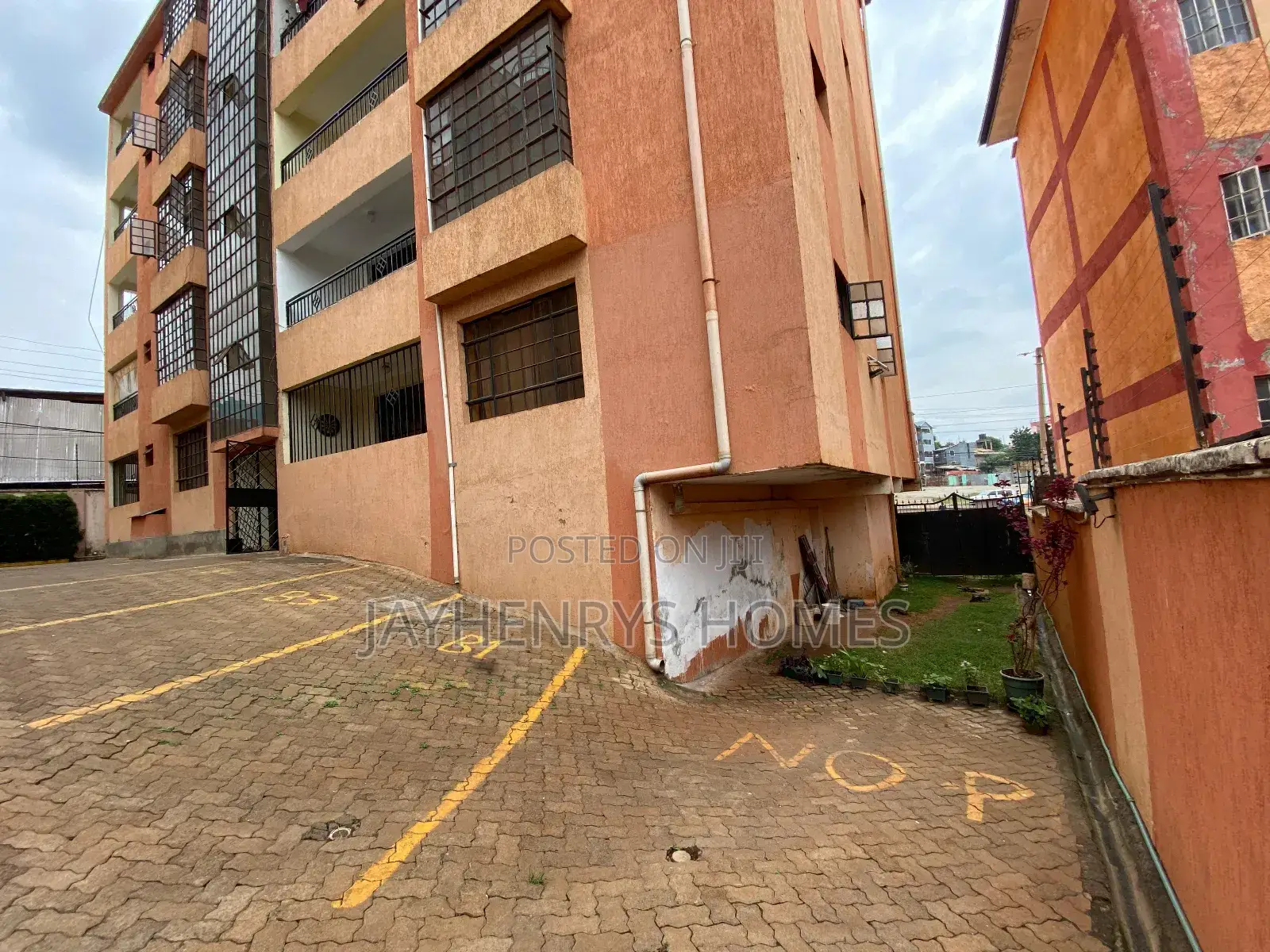 2bdrm Apartment in Ruaka for sale in Ruaka