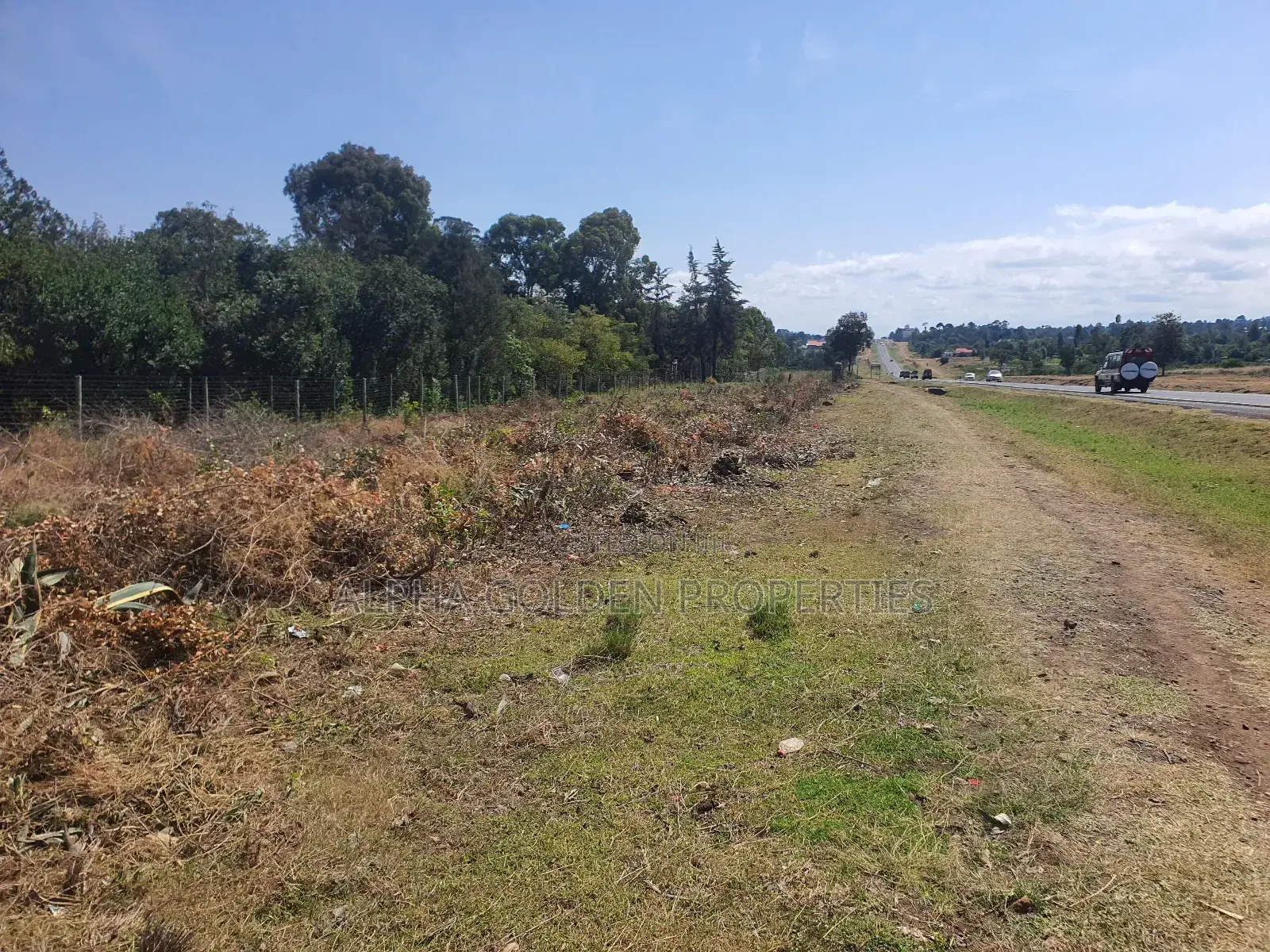 Narumoru 5 Acres on Tarmac in Laikipia Central