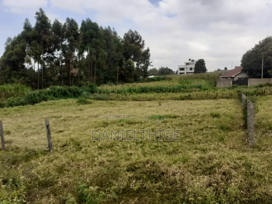 Prime Eighth Acre 50*100 Plot in Ondiri Near Tupos School in Karai