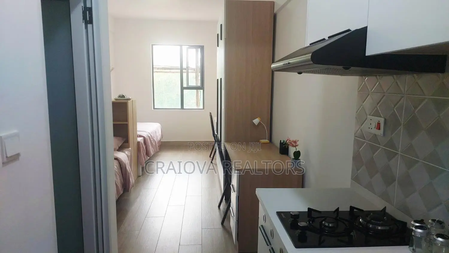 Furnished Studio Apartment in Gate B for sale in Gate B