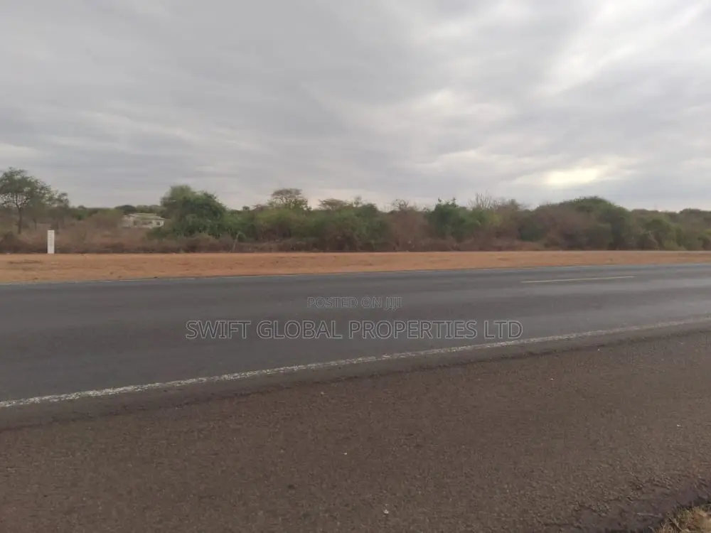 10 Acres Touching Mombasa Road in Makindu Ikoyo Is for Sale in Makindu