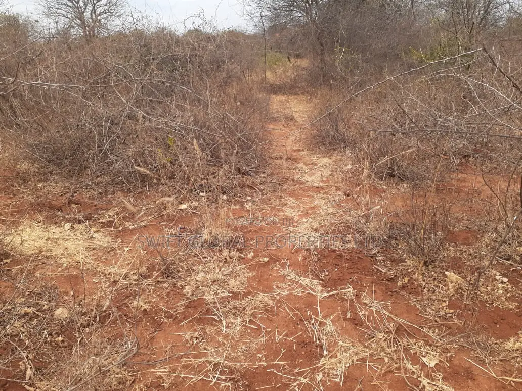 5 Acres Land Touching Mombasa Road in Makindu Is for Sale in Makindu