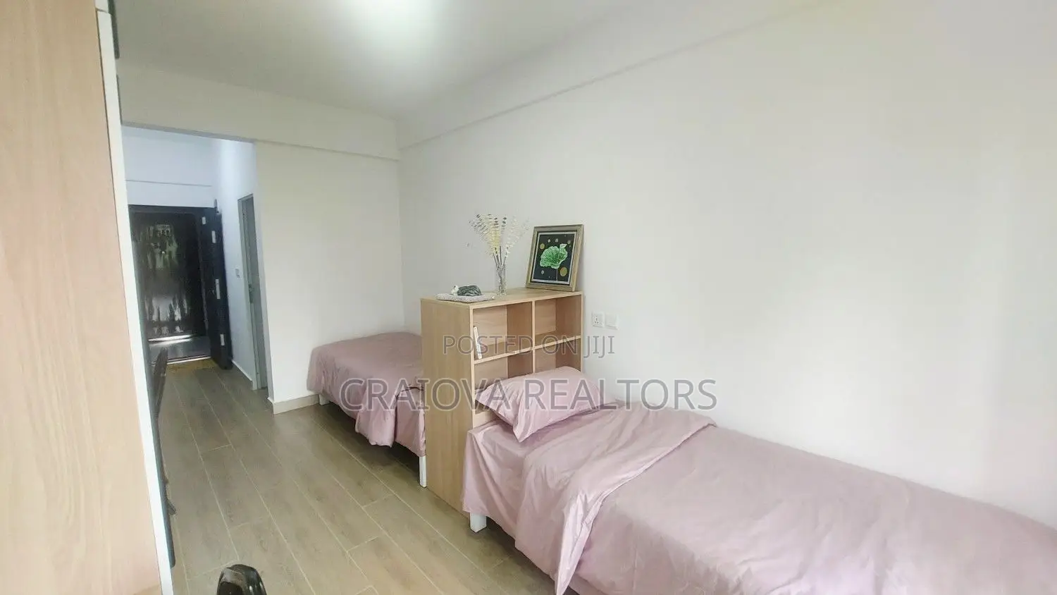 Furnished Studio Apartment in Gate B for sale in Gate B