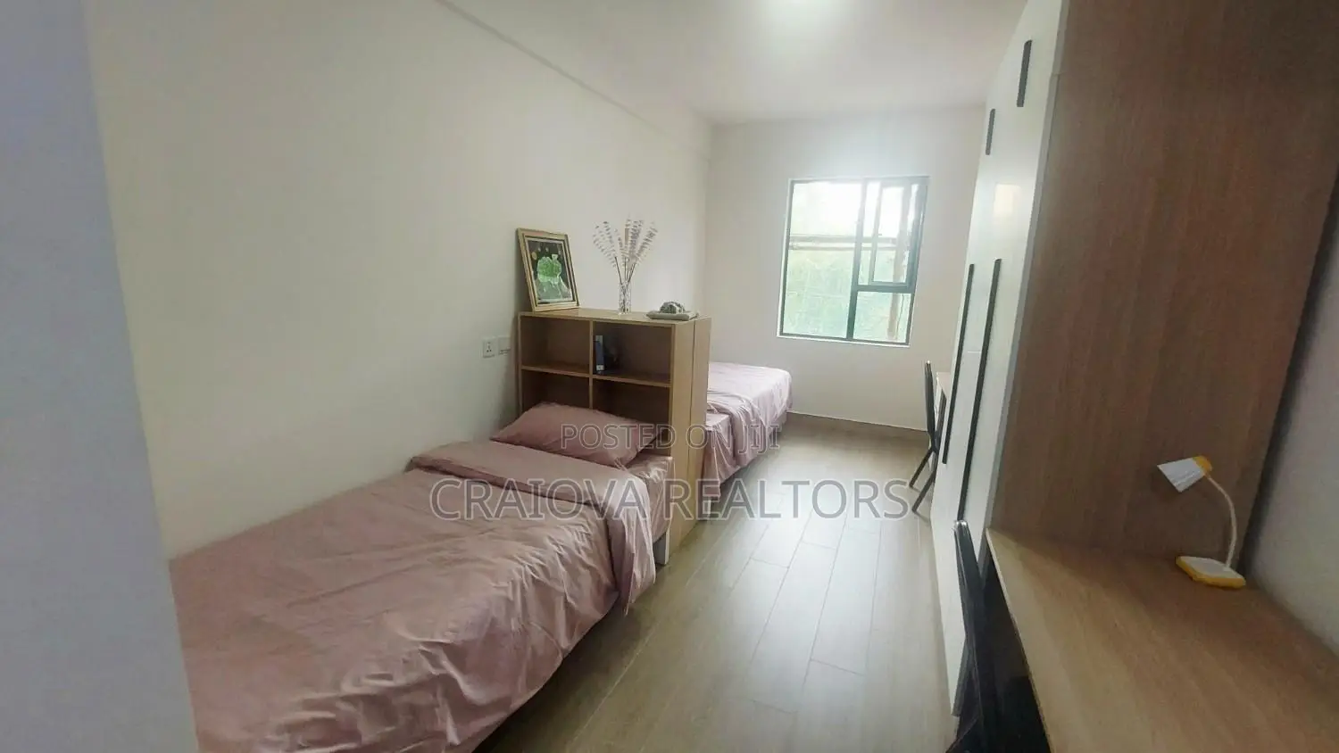 Furnished Studio Apartment in Gate B for sale in Gate B