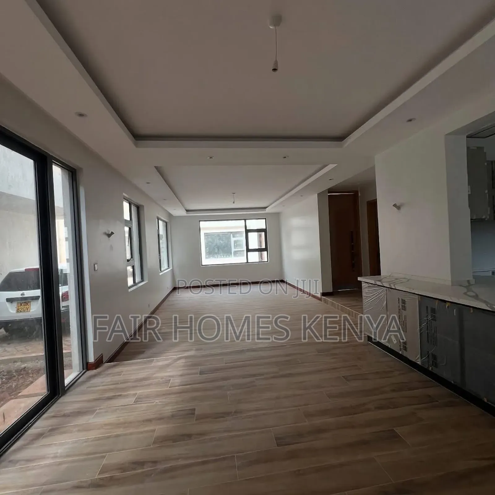 6bdrm Townhouse/Terrace in Convent Drive, Lavington for sale in Lavington