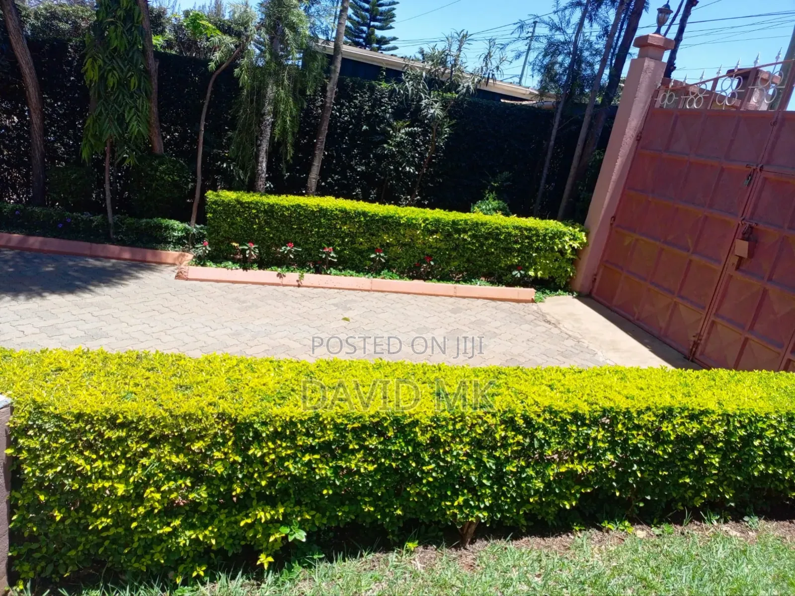 5bdrm Maisonette in Membley for rent in Membley Estate