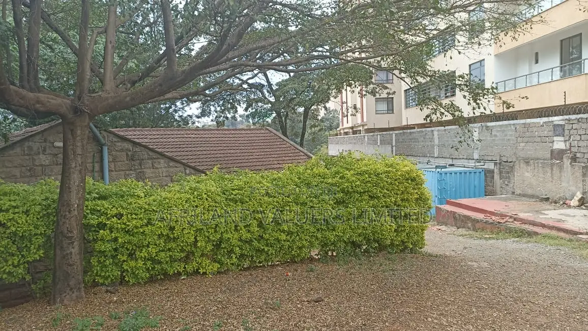 1/2 Acre Prime Land for Sale in Kileleshwa, Nairobi. in Kileleshwa