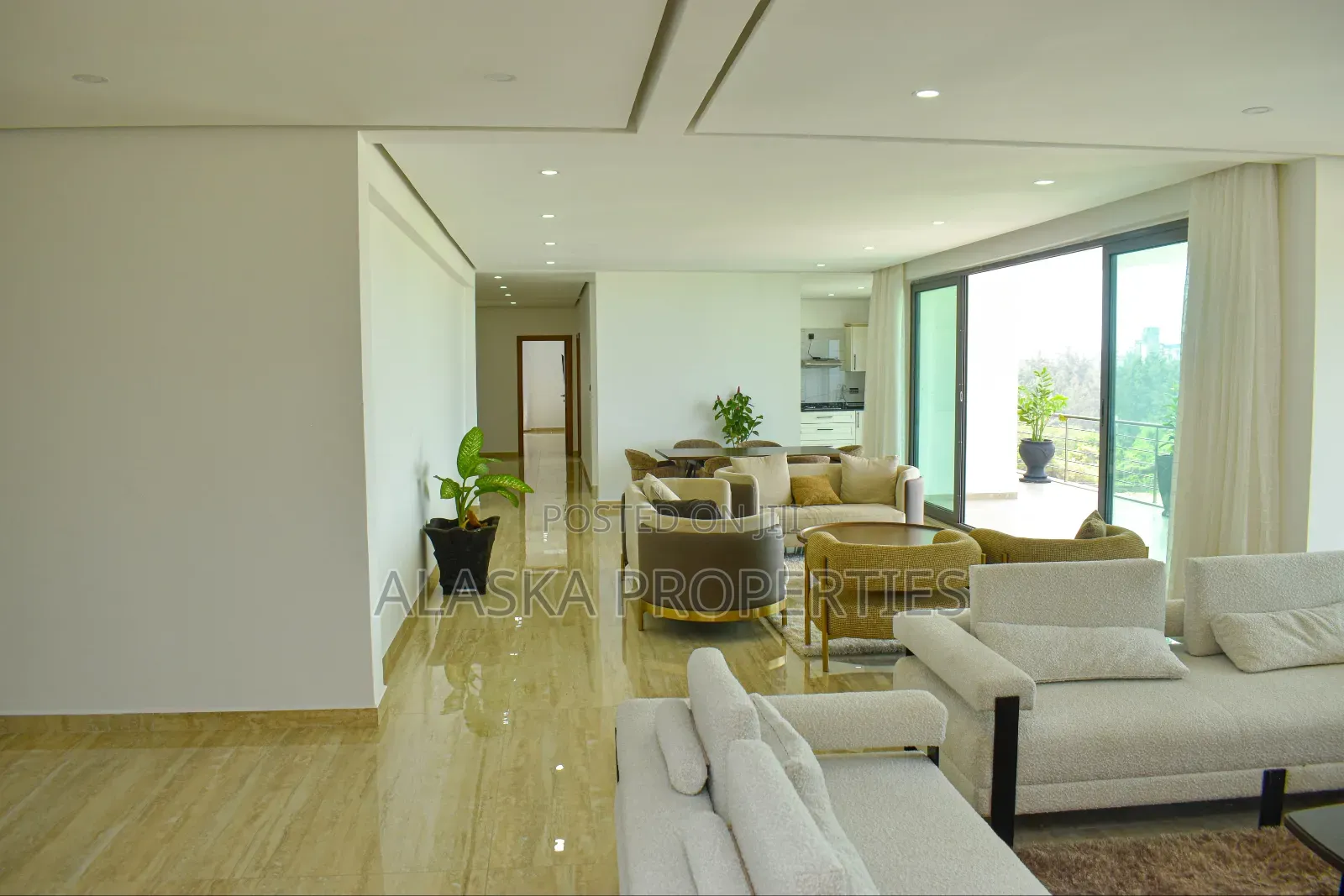 Furnished 6bdrm Penthouse to Let in Nyali Estate in Nyali