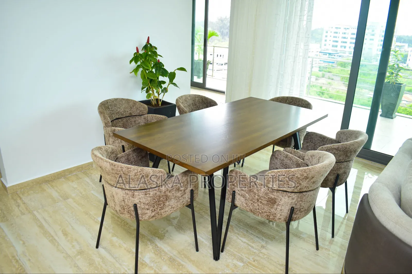 Furnished 6bdrm Penthouse to Let in Nyali Estate in Nyali
