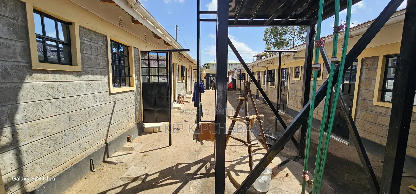 18bdrm Duplex in Kimumu for sale in Kimumu