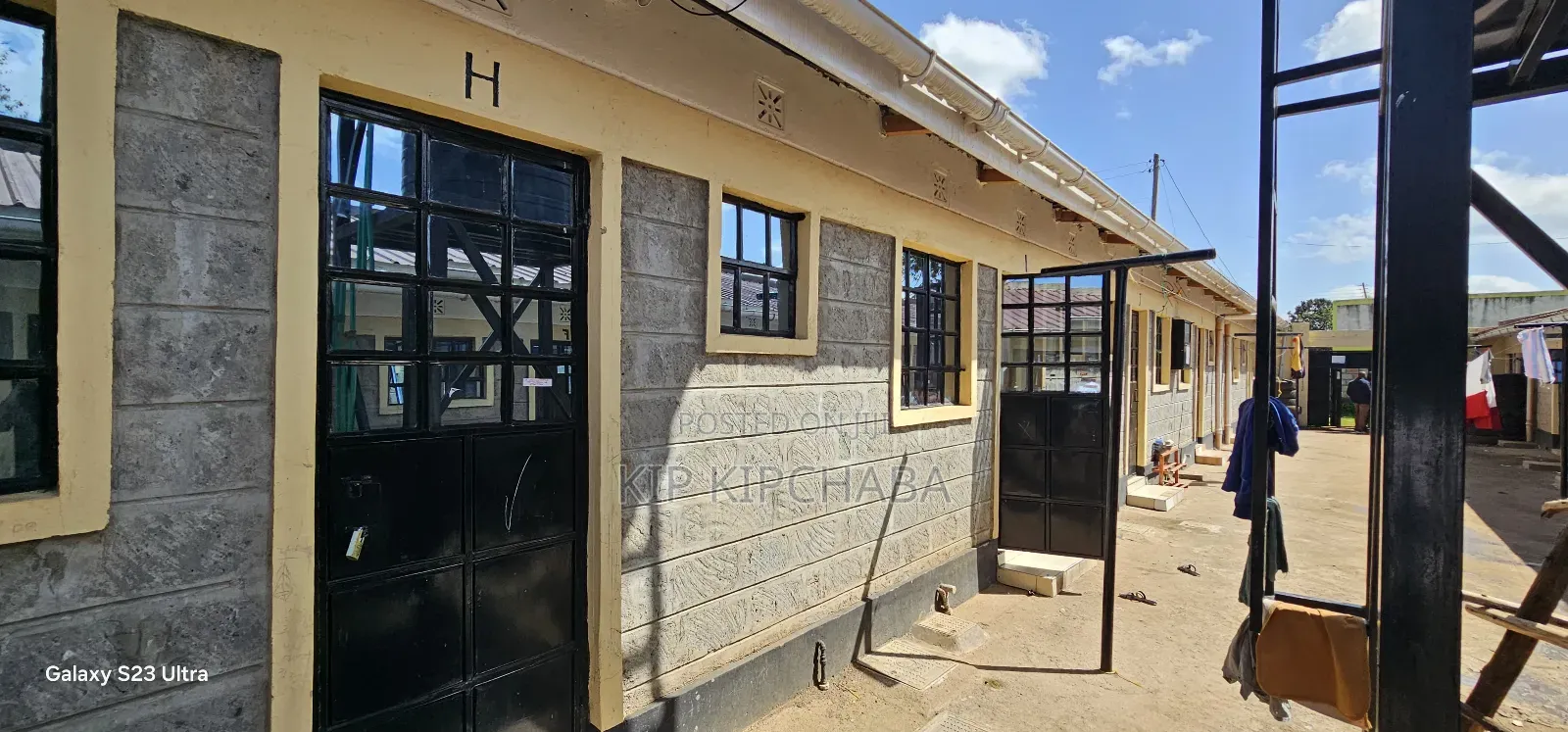 18bdrm Duplex in Kimumu for sale in Kimumu