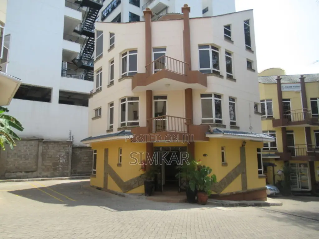A Commercial Townhouse Available for Rent in Riverside in Riverside Drive