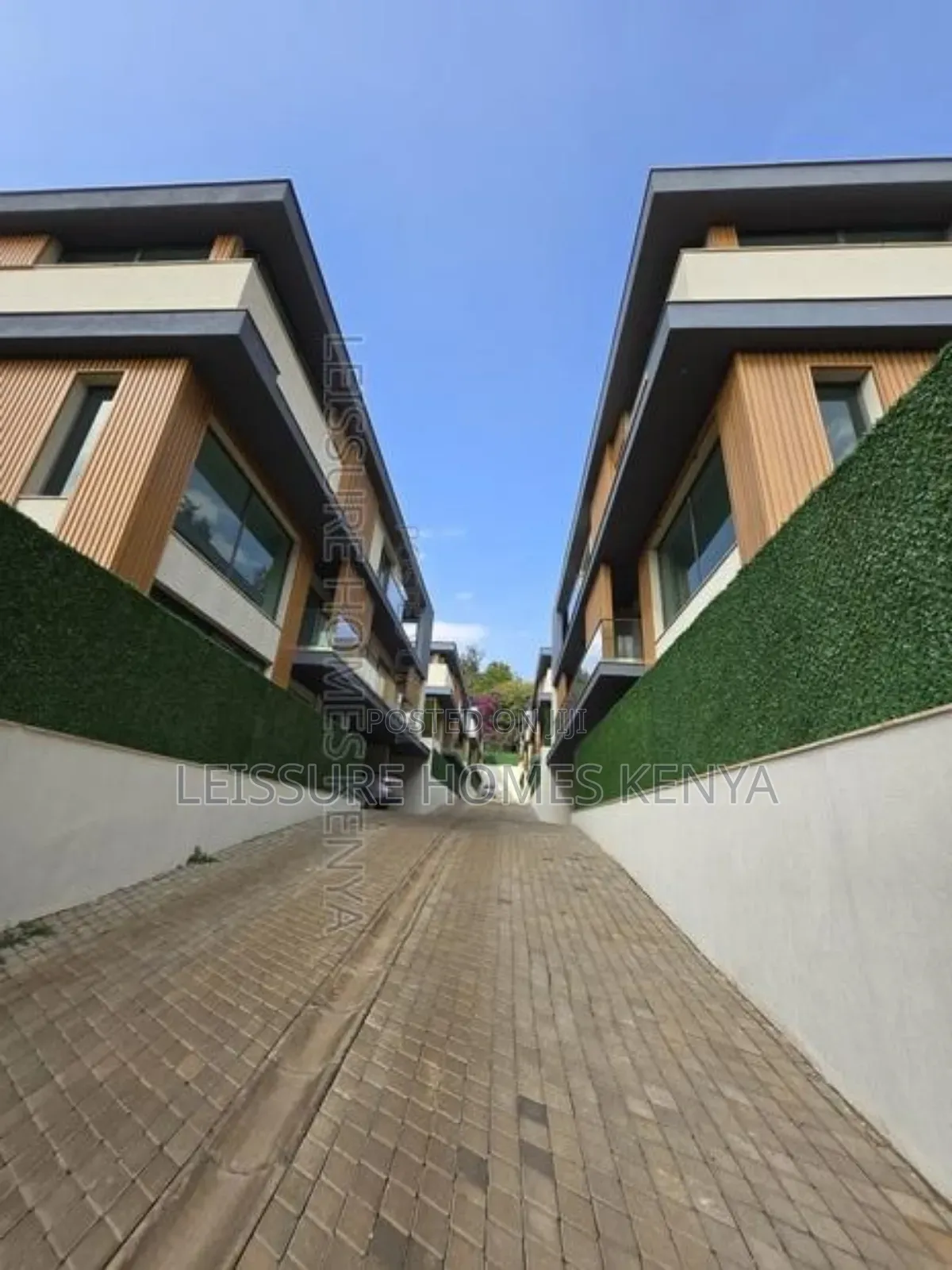 5bdrm Villa in Lavington for sale in Lavington