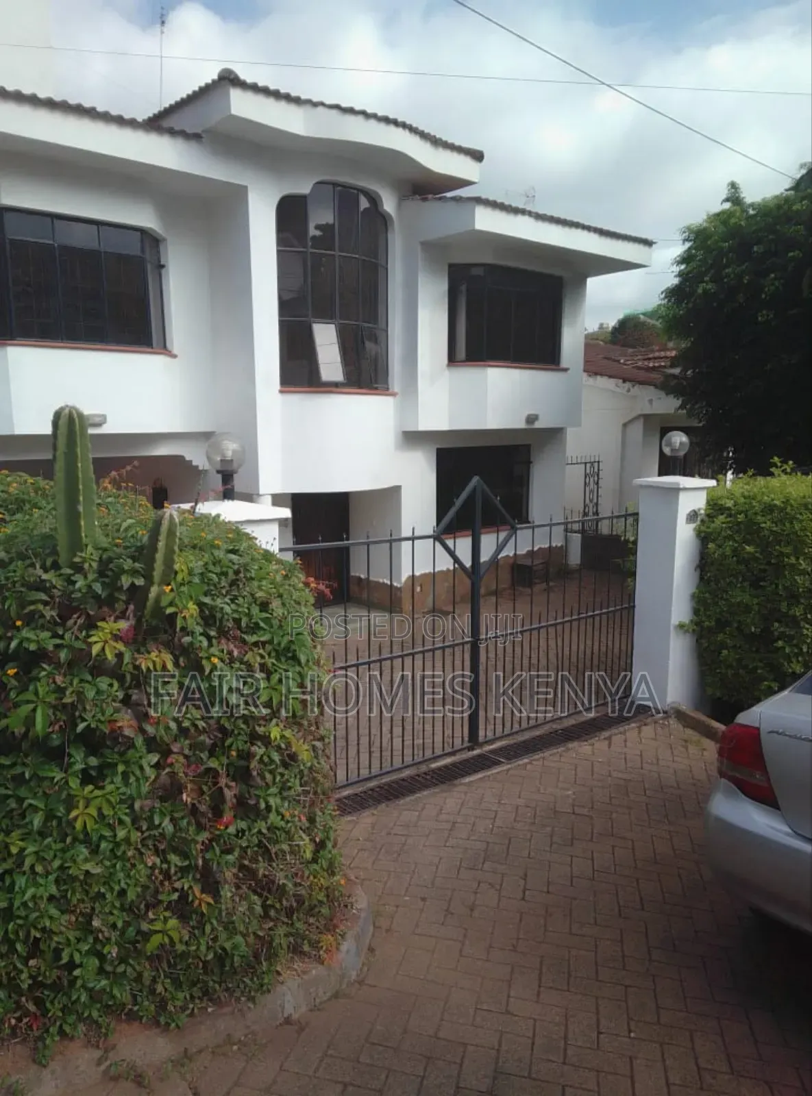 5bdrm Townhouse/Terrace in Riverside Drive for sale in Riverside Drive