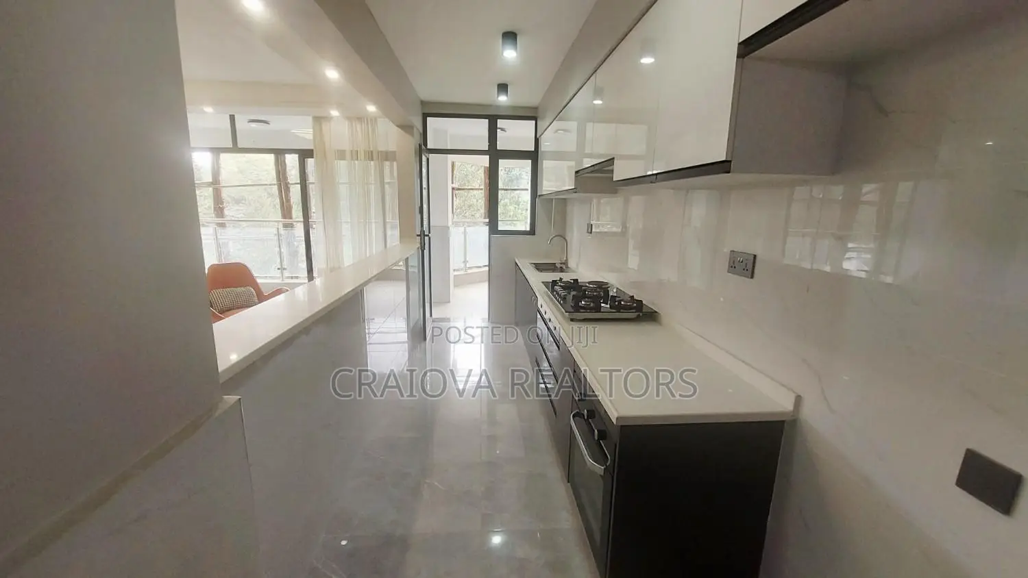 3bdrm Apartment in Kileleshwa for sale in Kileleshwa