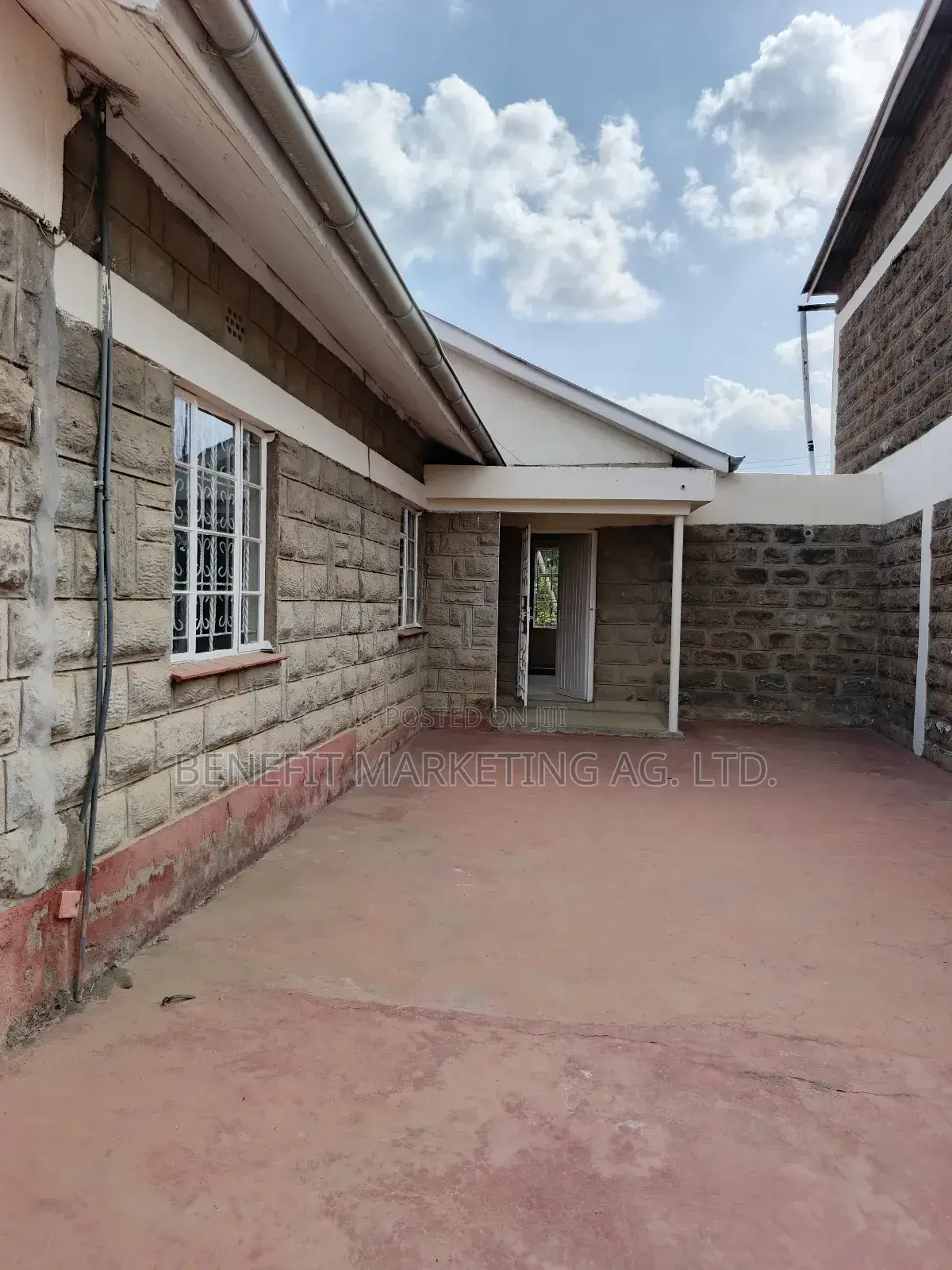 10bdrm House in Rongai for sale in Ongata Rongai