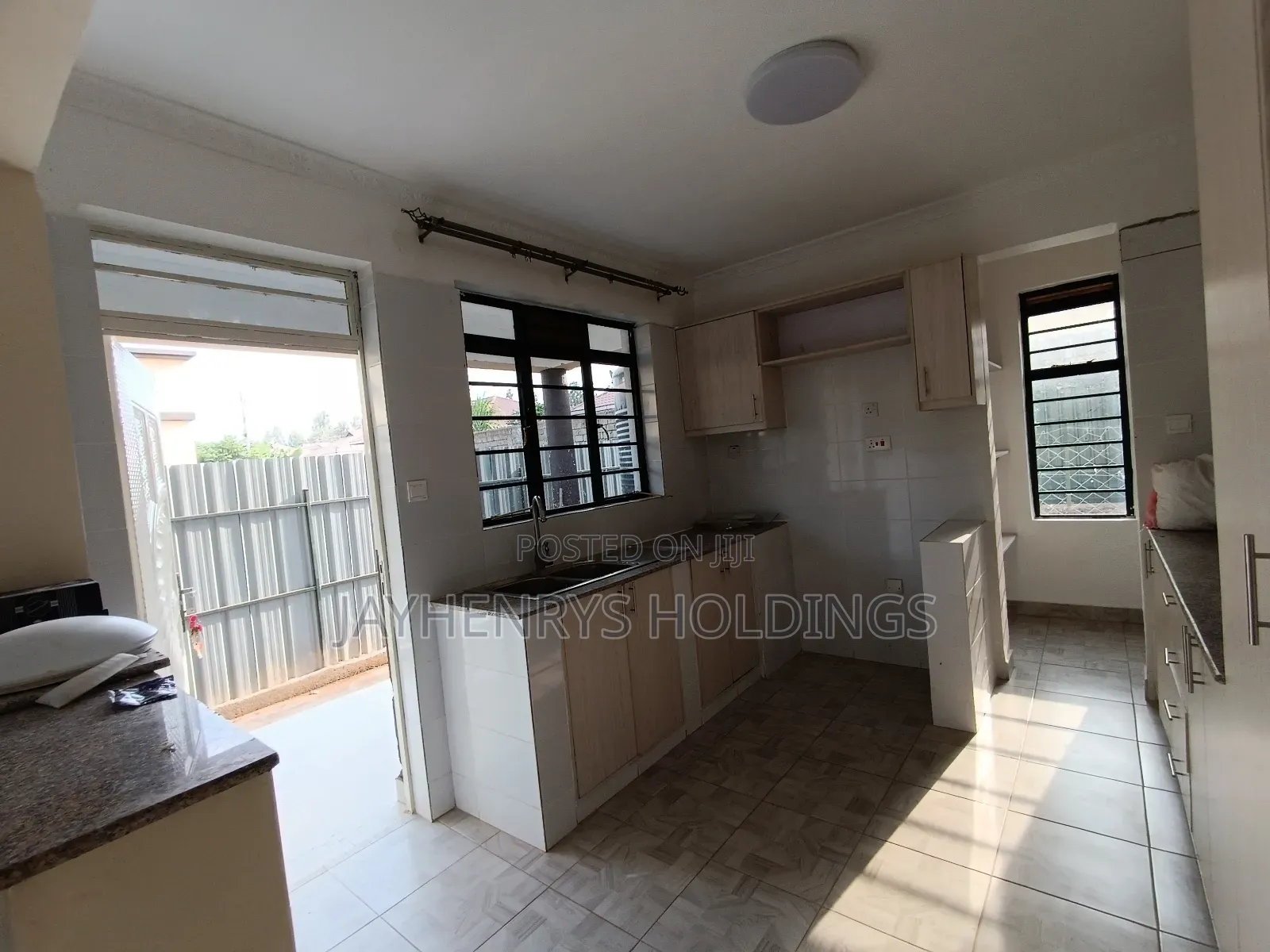 3bdrm Bungalow in Kimunyu, Kenyatta Road / Theta  for sale in Kenyatta Road / Theta 
