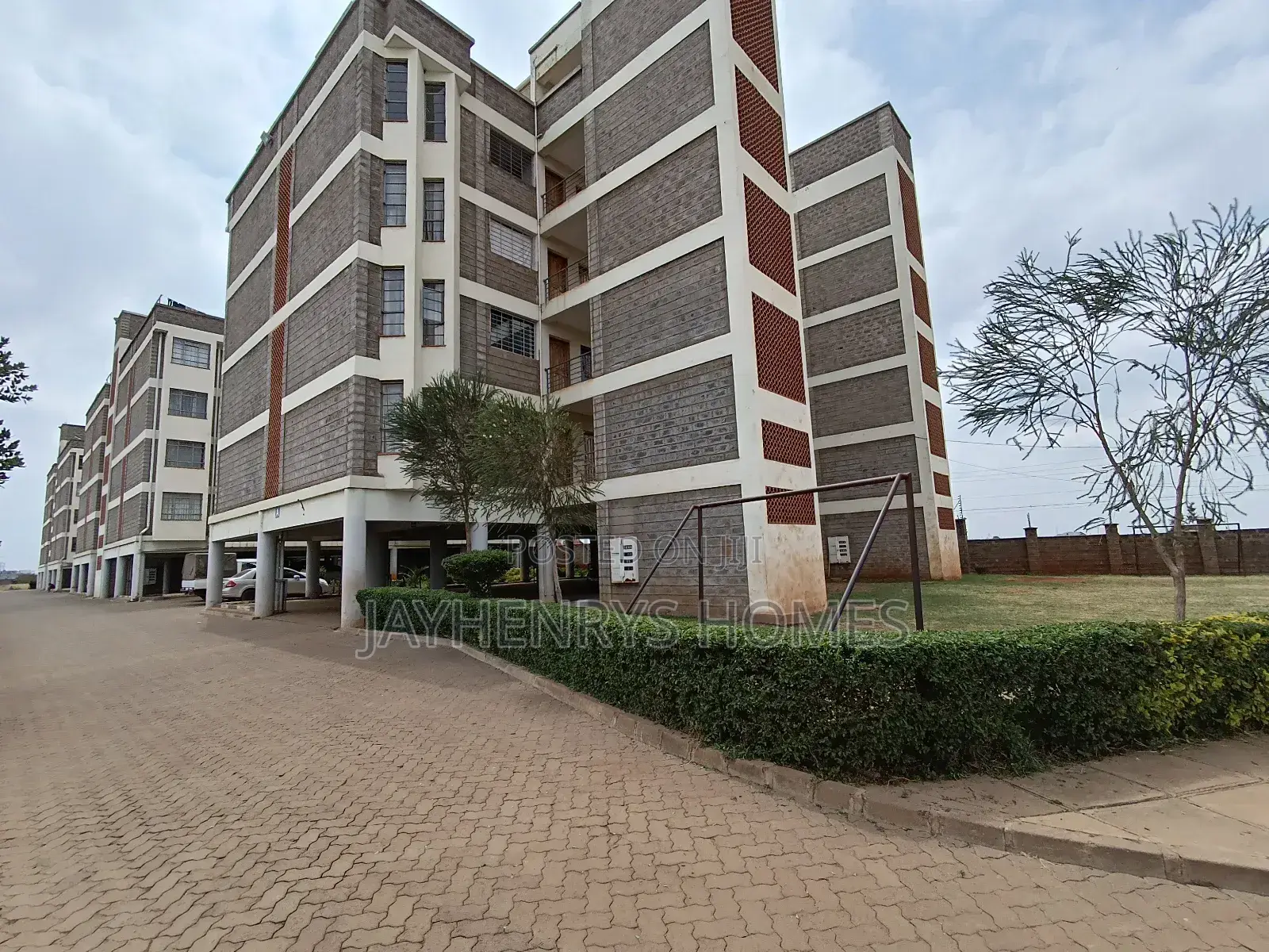2bdrm Apartment in Kalimoni for sale in Kalimoni