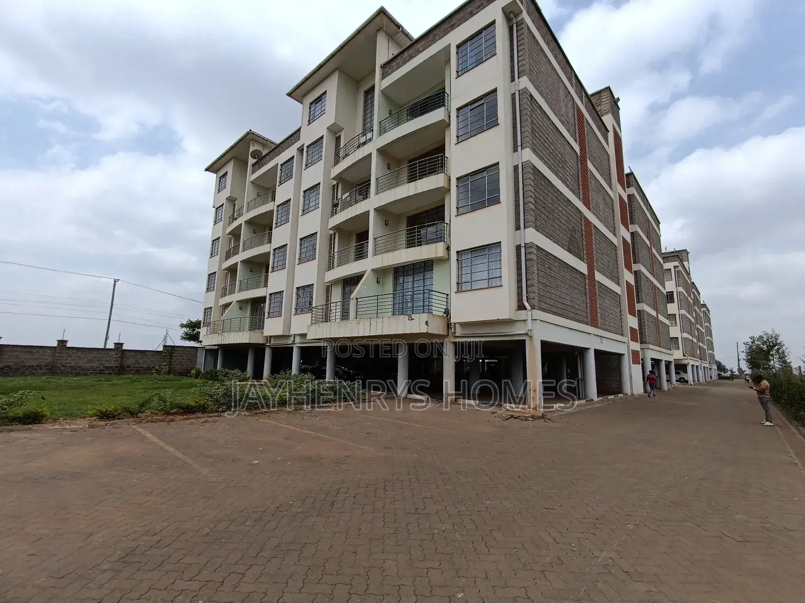 2bdrm Apartment in Kalimoni for sale in Kalimoni