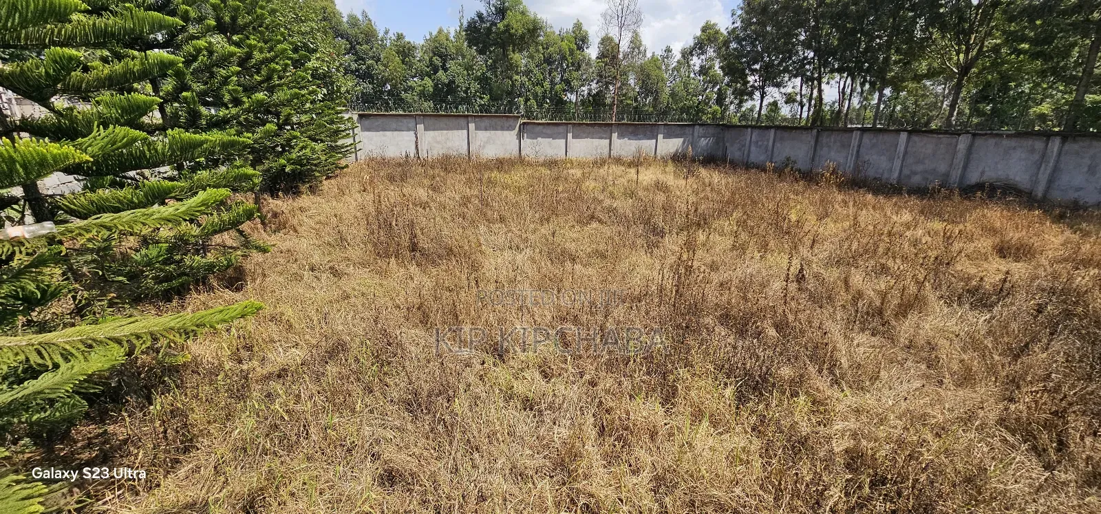 Commercial 1⁄4 Plot Perimetre Wall for Sale in Annex Eldoret in Eldoret CBD