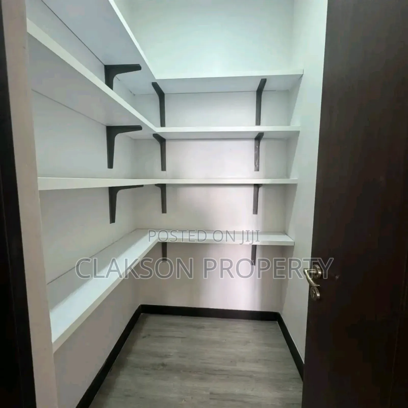 5bdrm Apartment in Parkland, Parklands/Highridge for rent in Parklands/Highridge