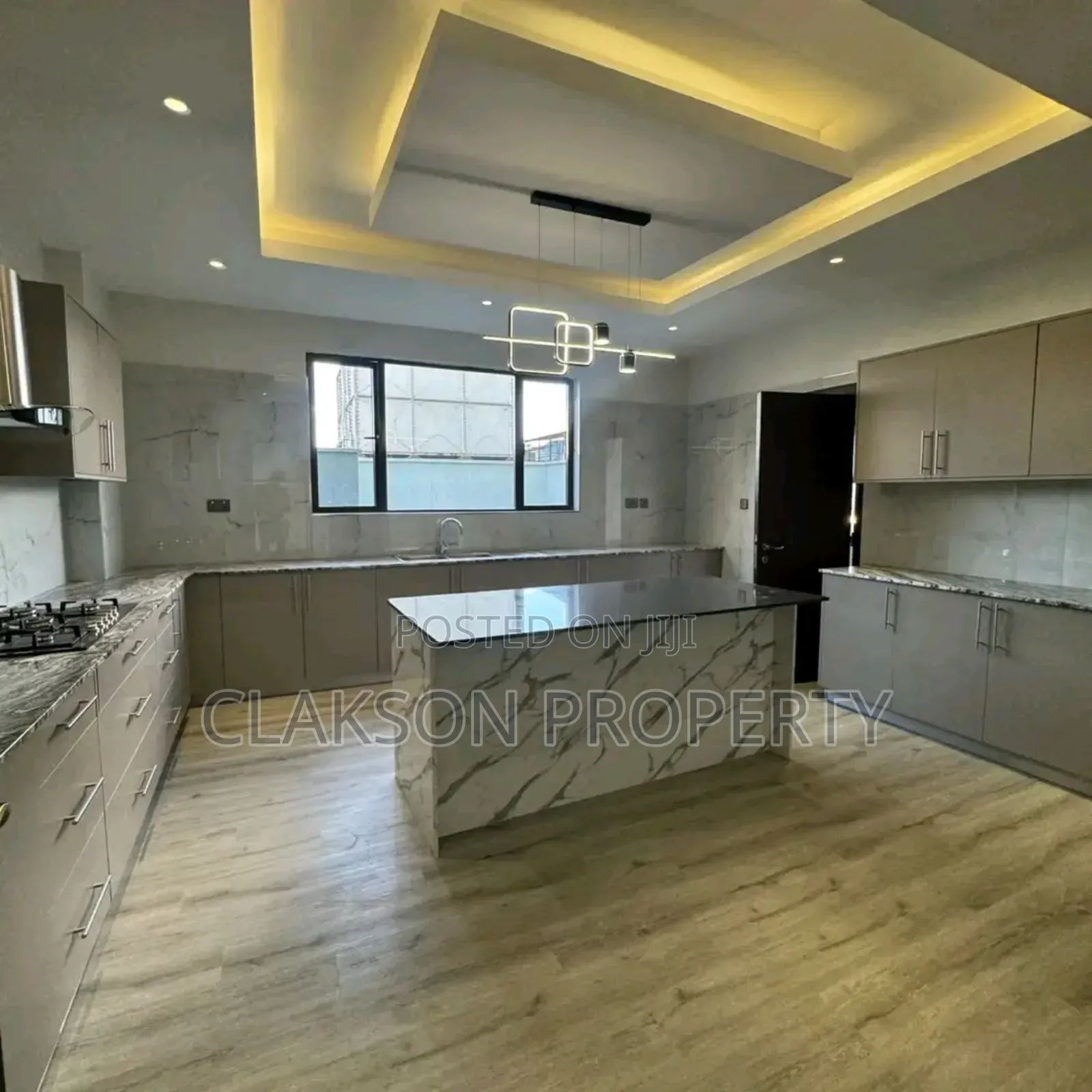 5bdrm Apartment in Parkland, Parklands/Highridge for rent in Parklands/Highridge