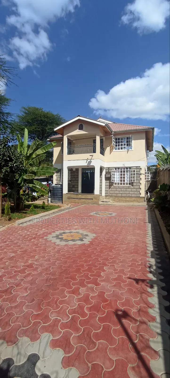5bdrm Maisonette in Kandisi for sale in Kandisi