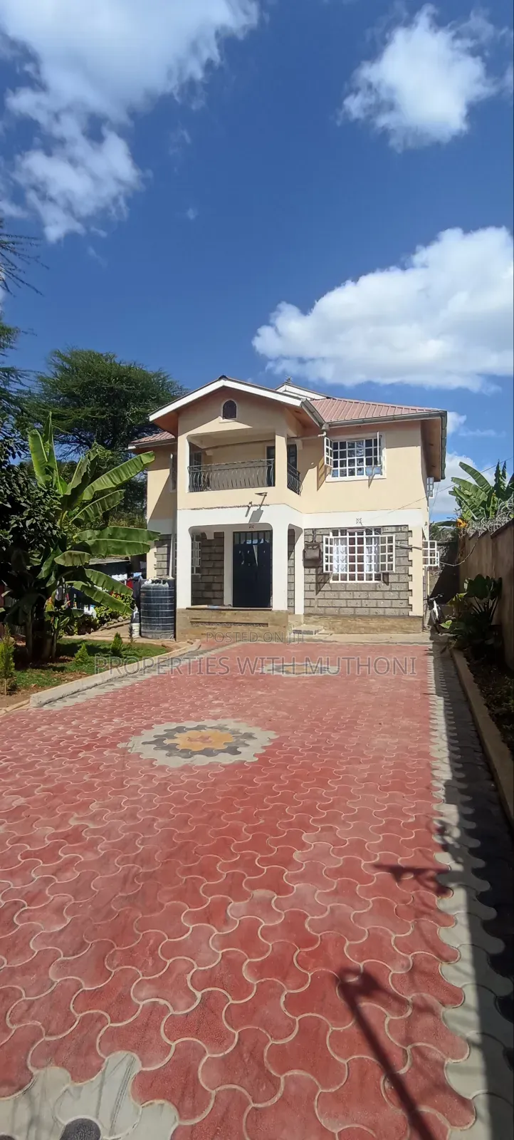 5bdrm Maisonette in Kandisi for sale in Kandisi