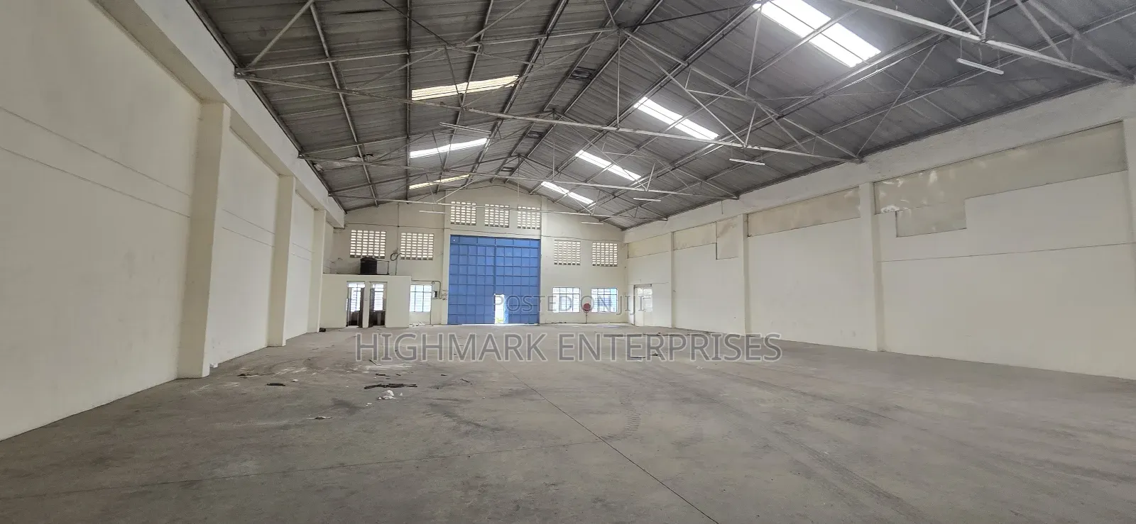 6000 Sq Ft Godown to Let Cabanas in City Cabanas