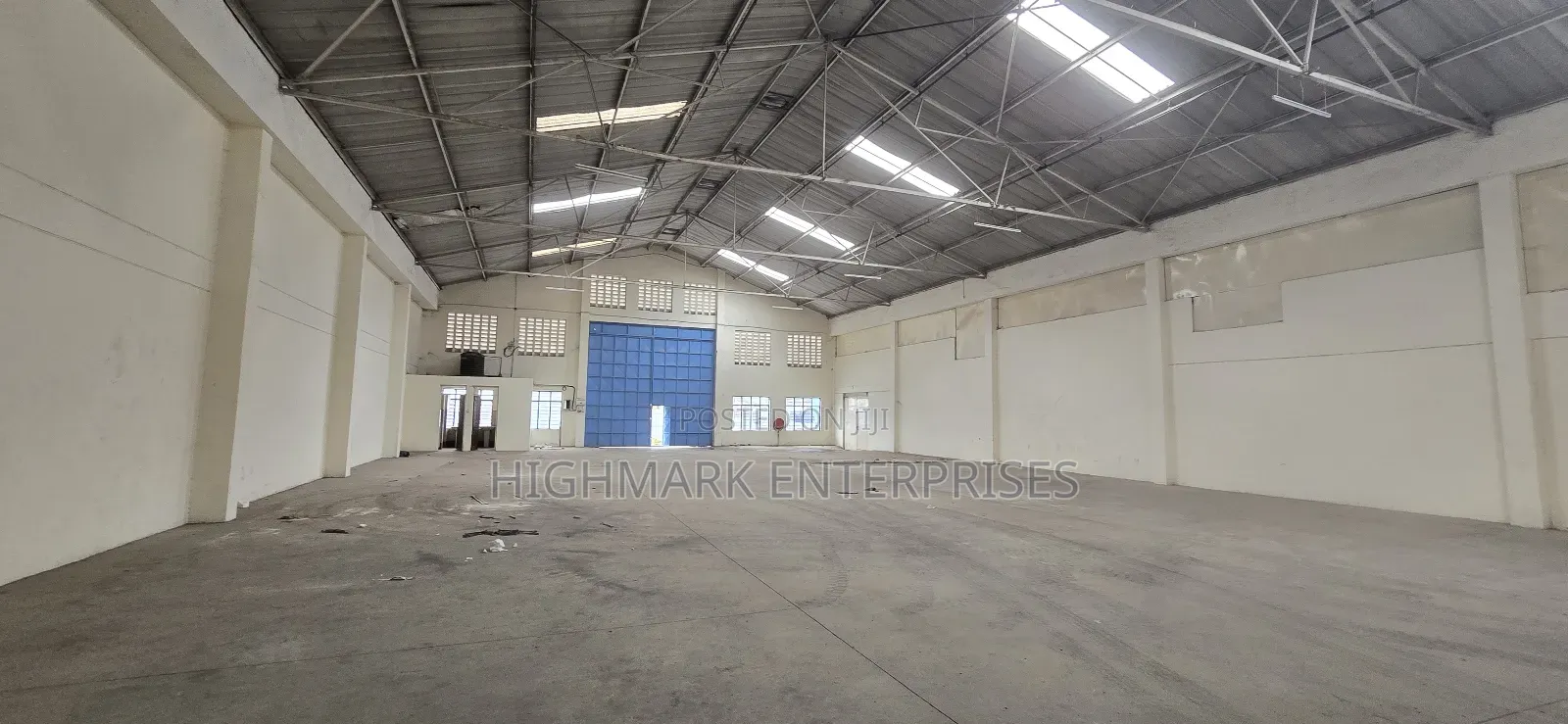 6000 Sq Ft Godown to Let Cabanas in City Cabanas