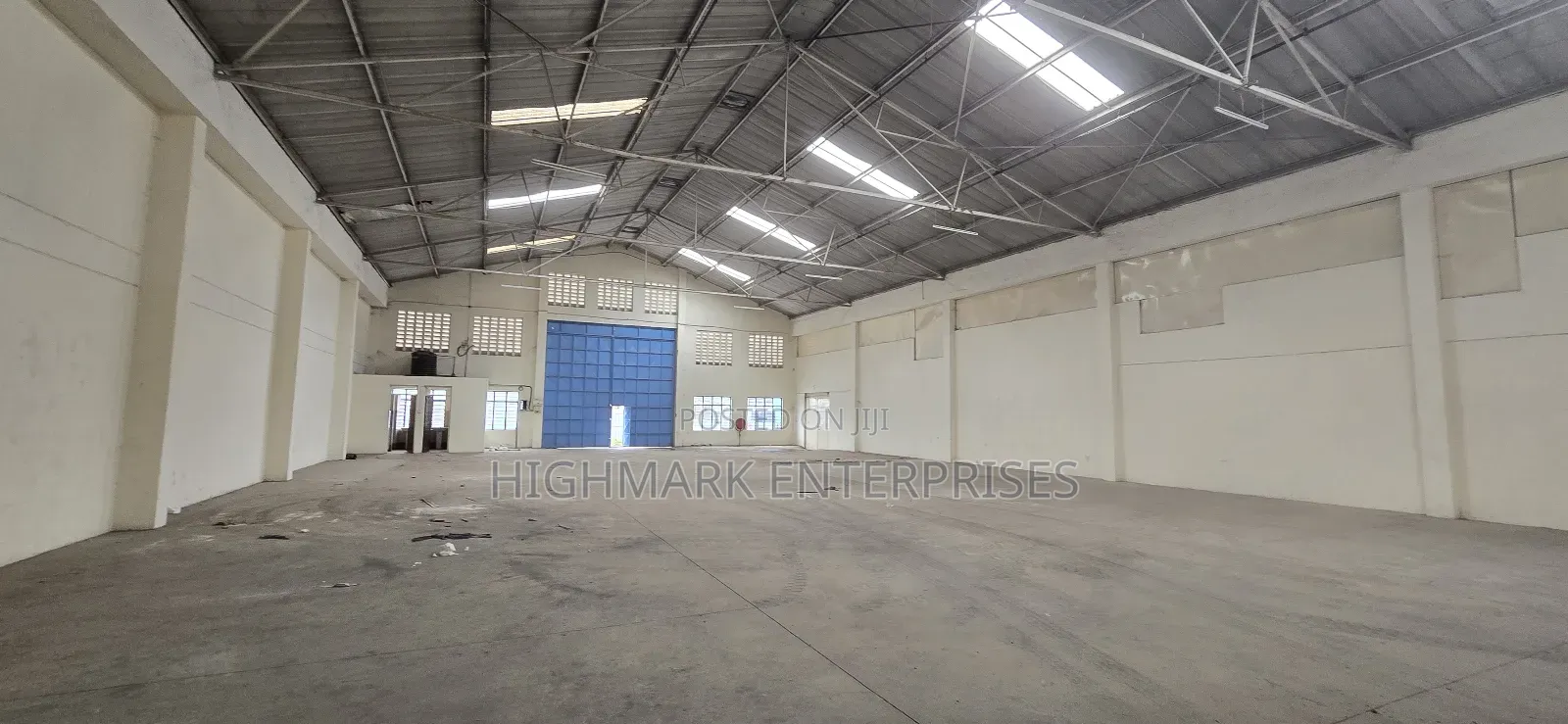 6000 Sq Ft Godown to Let Cabanas in City Cabanas
