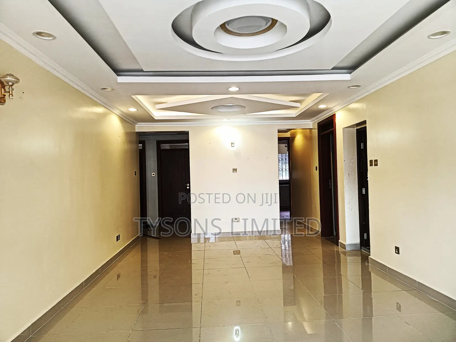 4bdrm Apartment in Lavington, Valley Arcade for sale in Valley Arcade