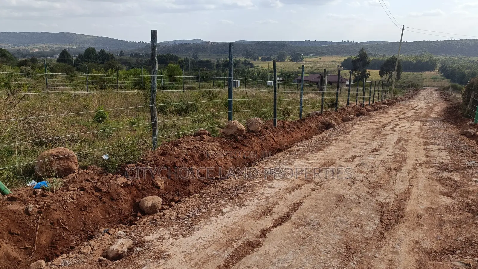 Perfect Family 50x100 Plots – Serviced, Scenic Secure in Karai