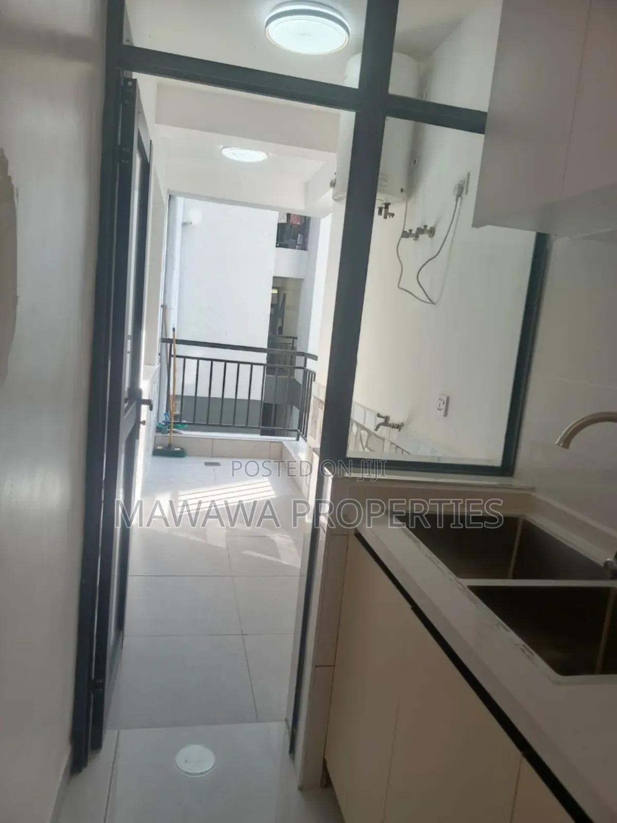 2bdrm Apartment in Gate Way Mall Area, Syokimau for sale in Syokimau