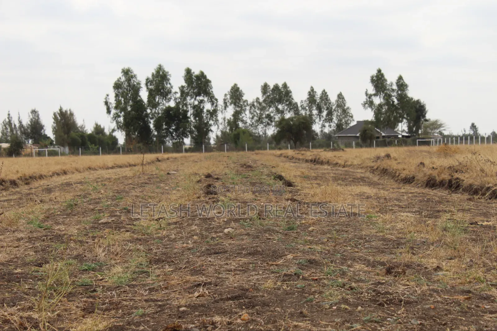 Selling For 1.35 Million, 500 Mtrs From Tarmac, 2km From Kag in Kitengela