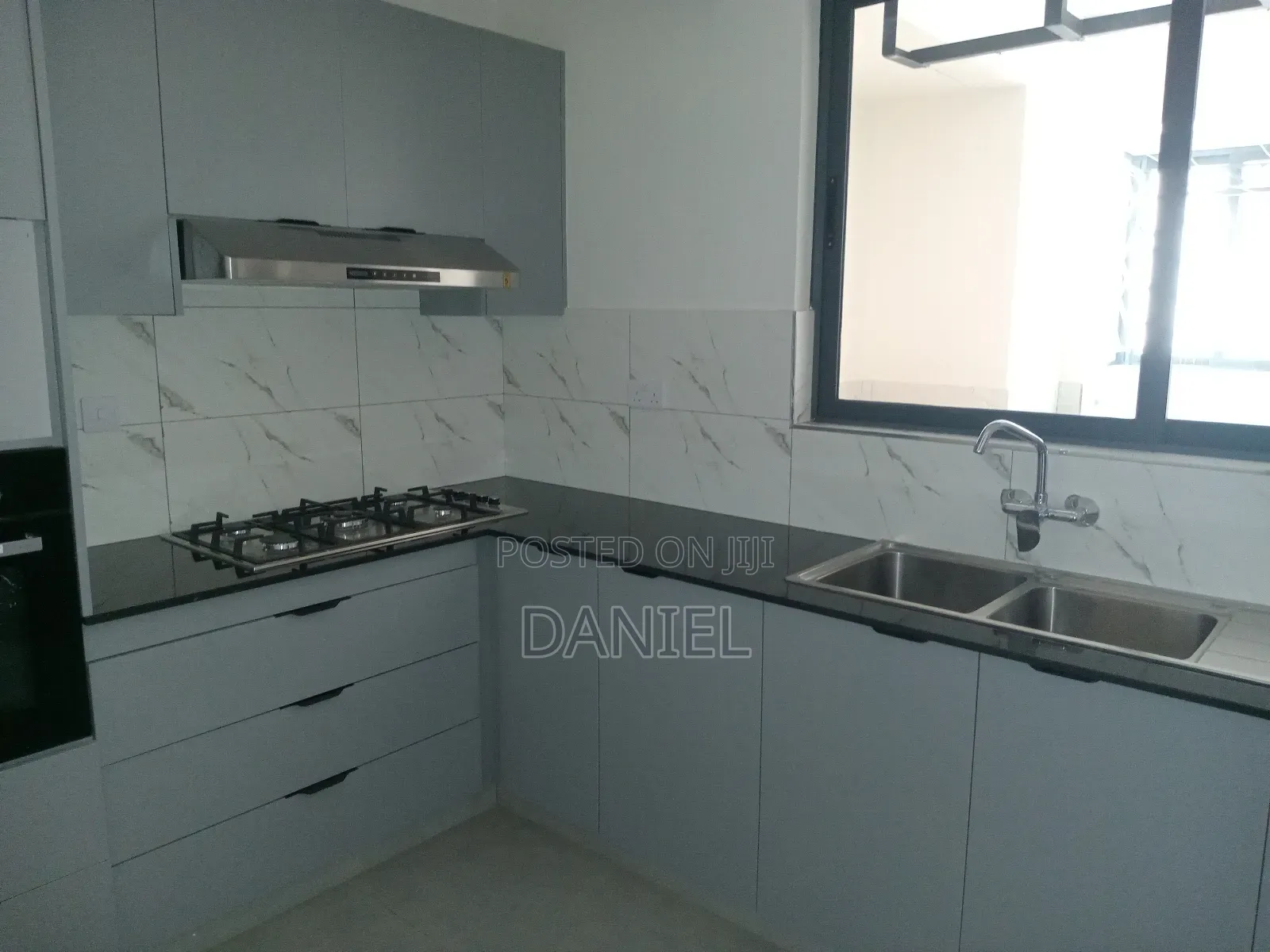 3bdrm Apartment in Parklands/Highridge for sale in Parklands/Highridge
