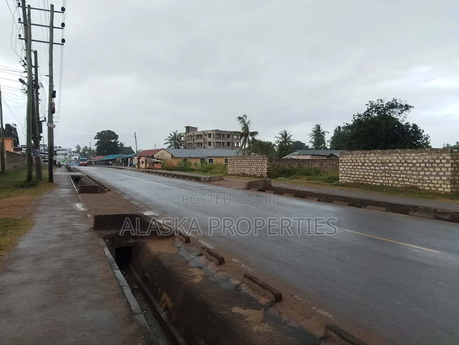 40by80 Prime Plot for Sale in Utange in Utange