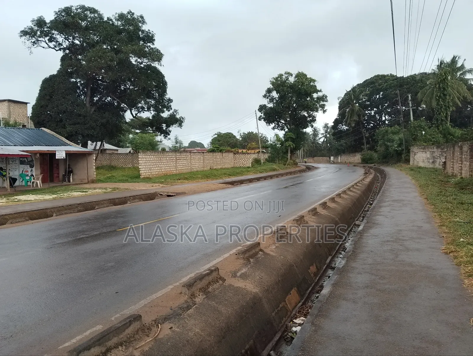 1/4 Acre Prime Plot 4 Sale in Utange in Utange