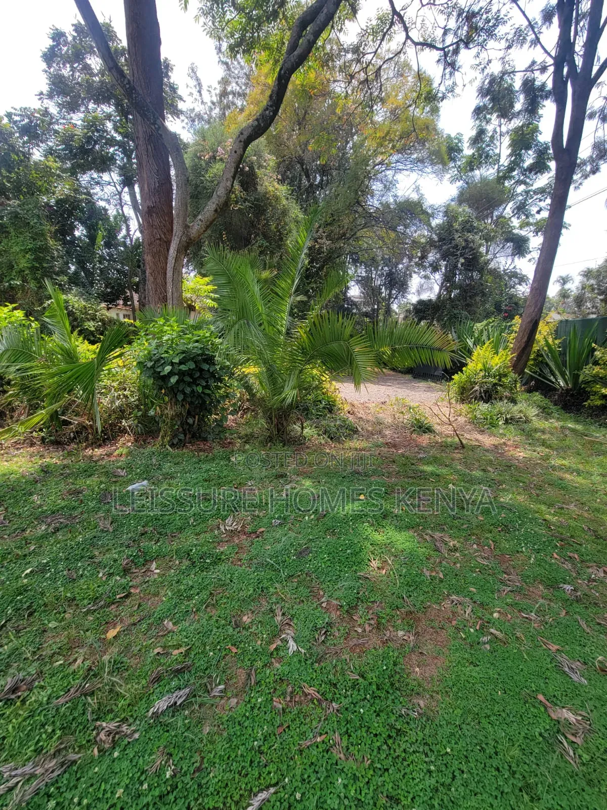 Prime Commercial Plot for Sale in Riverside Drive