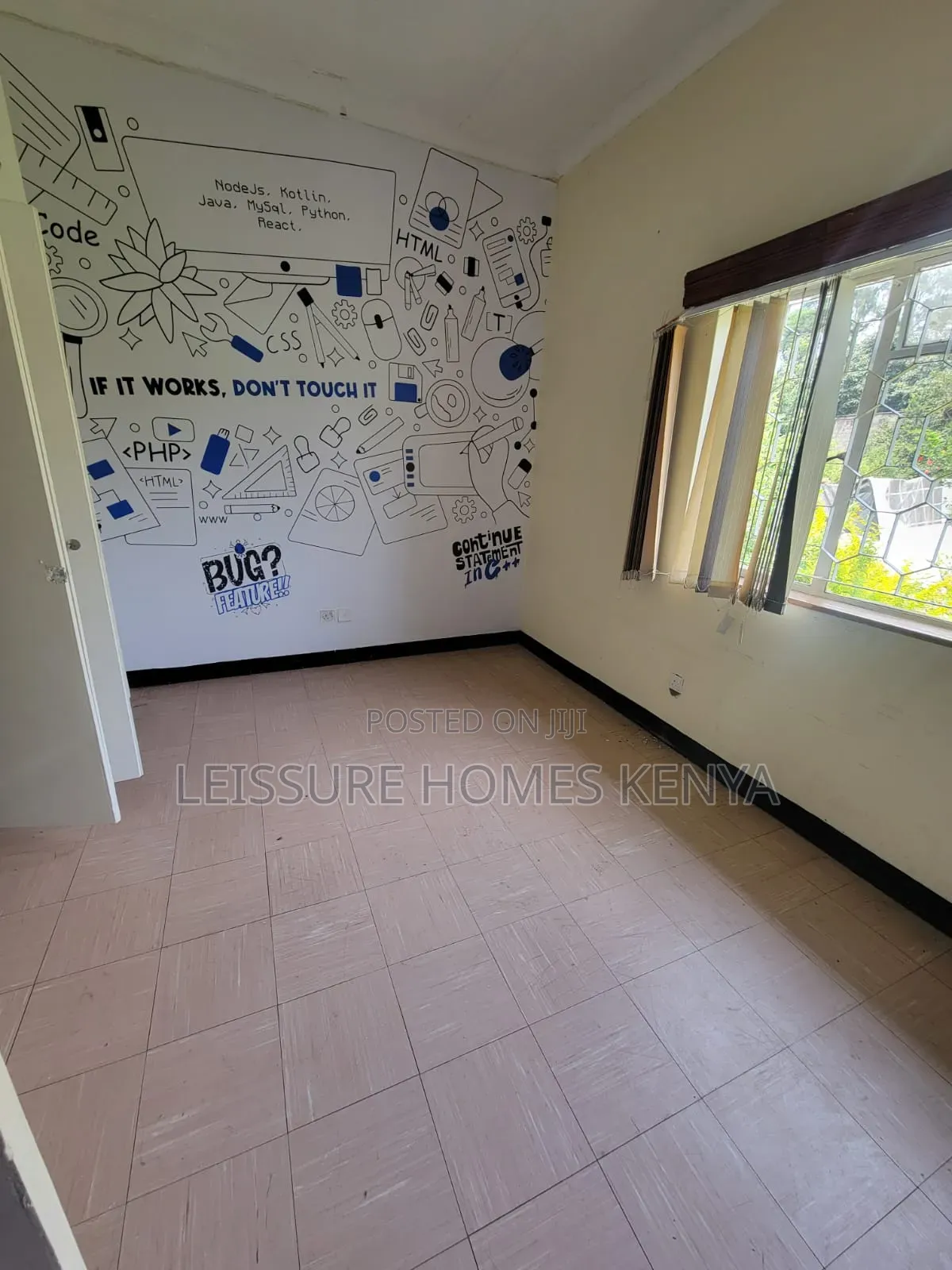 Prime Commercial Plot for Sale in Riverside Drive