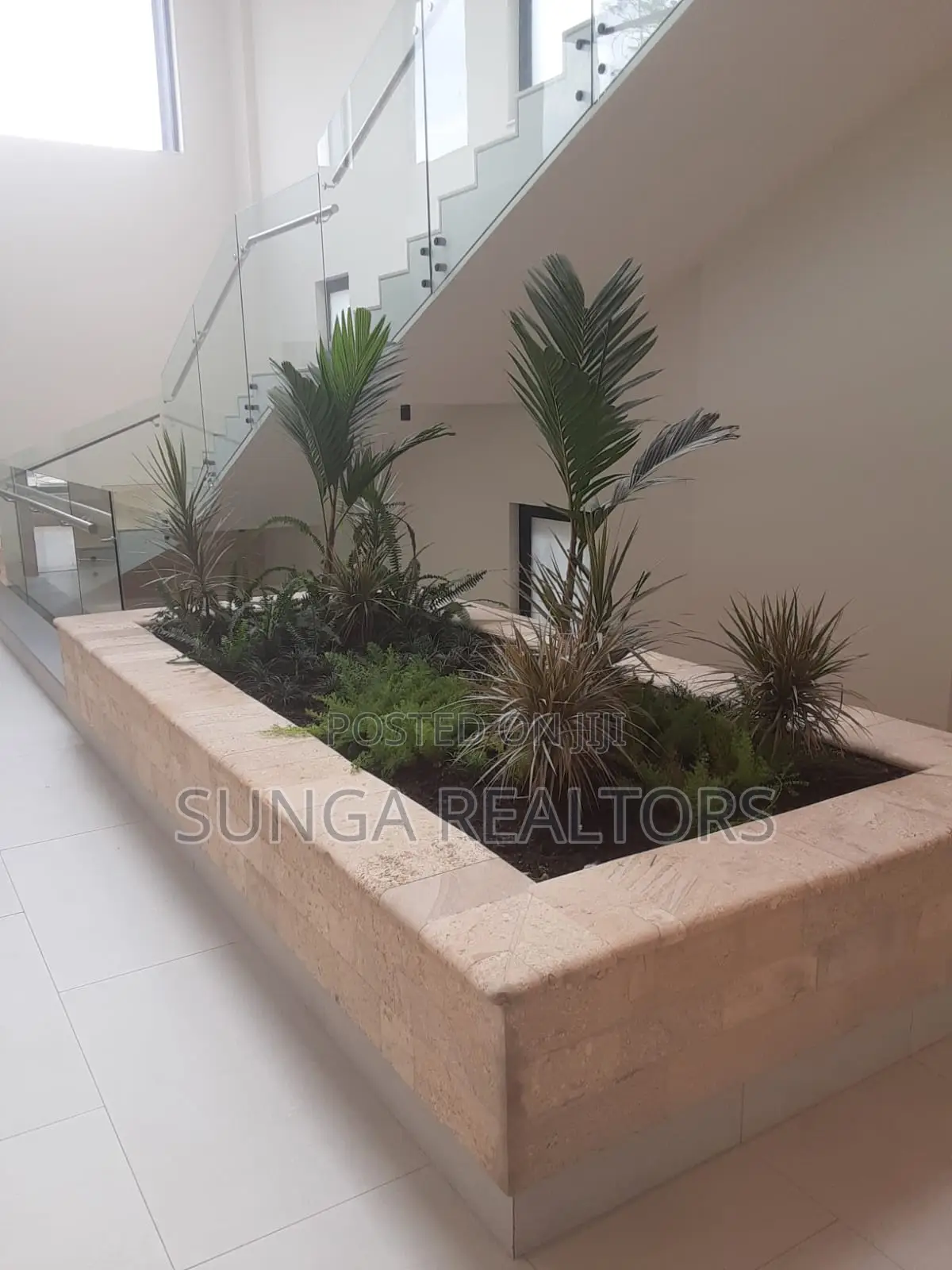 5bdrm Townhouse/Terrace in Kyuna Estate for sale in Kyuna Estate
