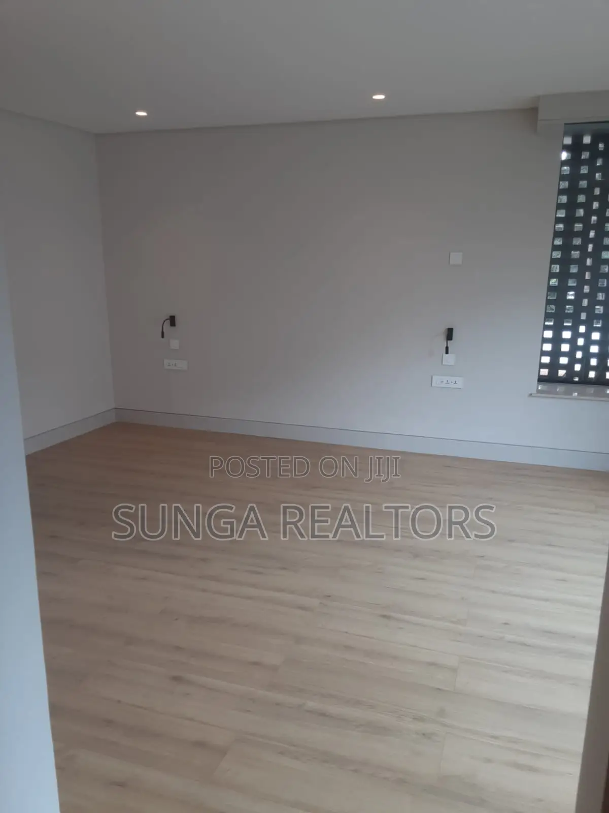 5bdrm Townhouse/Terrace in Kyuna Estate for sale in Kyuna Estate
