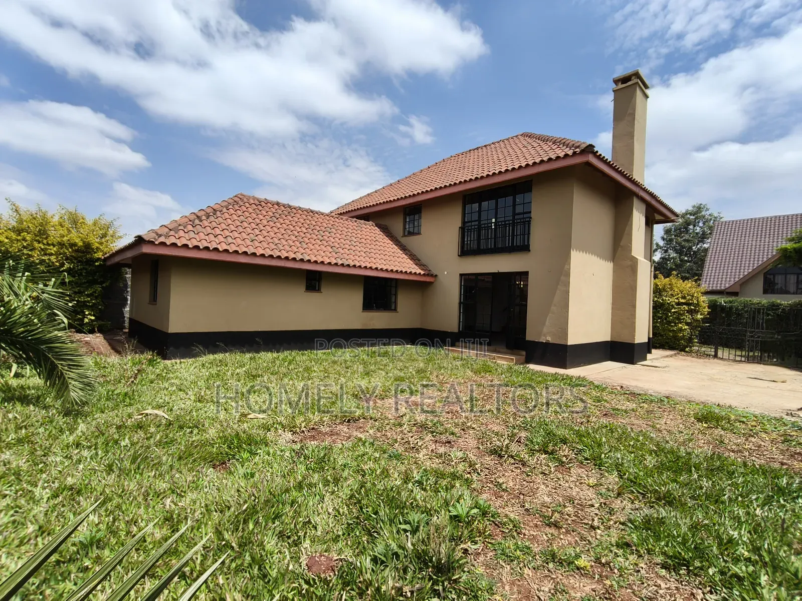 4bdrm Maisonette in Kerarapon Drive, for sale in Kerarapon