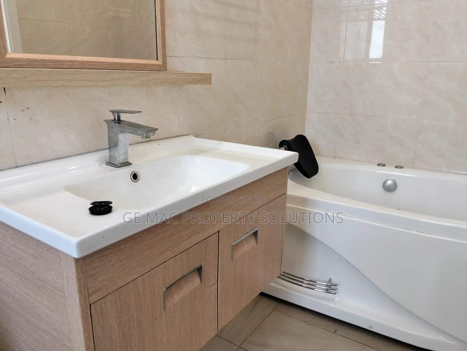 4bdrm Apartment in Lavington, Maziwa for rent in Maziwa