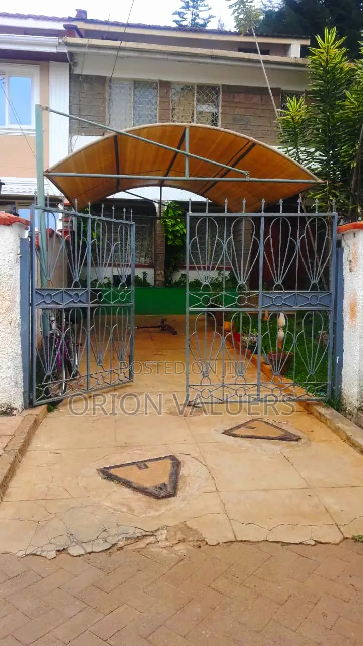 4bdrm Maisonette in Kileleshwa for sale in Kileleshwa