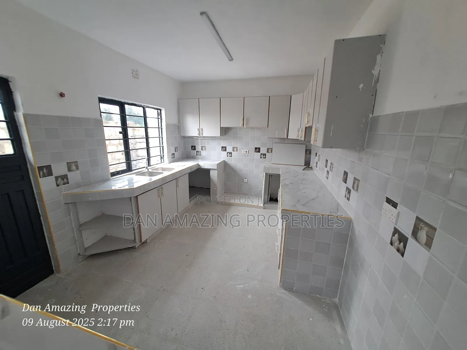 4bdrm Bungalow in Mericho Road, Matasia for sale in Matasia