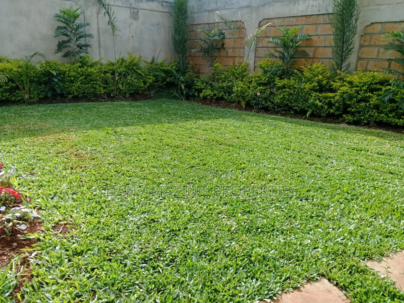 5bdrm Maisonette in Maragara Rd, Kibiku for sale in Kibiku